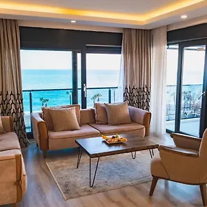 Only One Suites & Residences Апартаменты