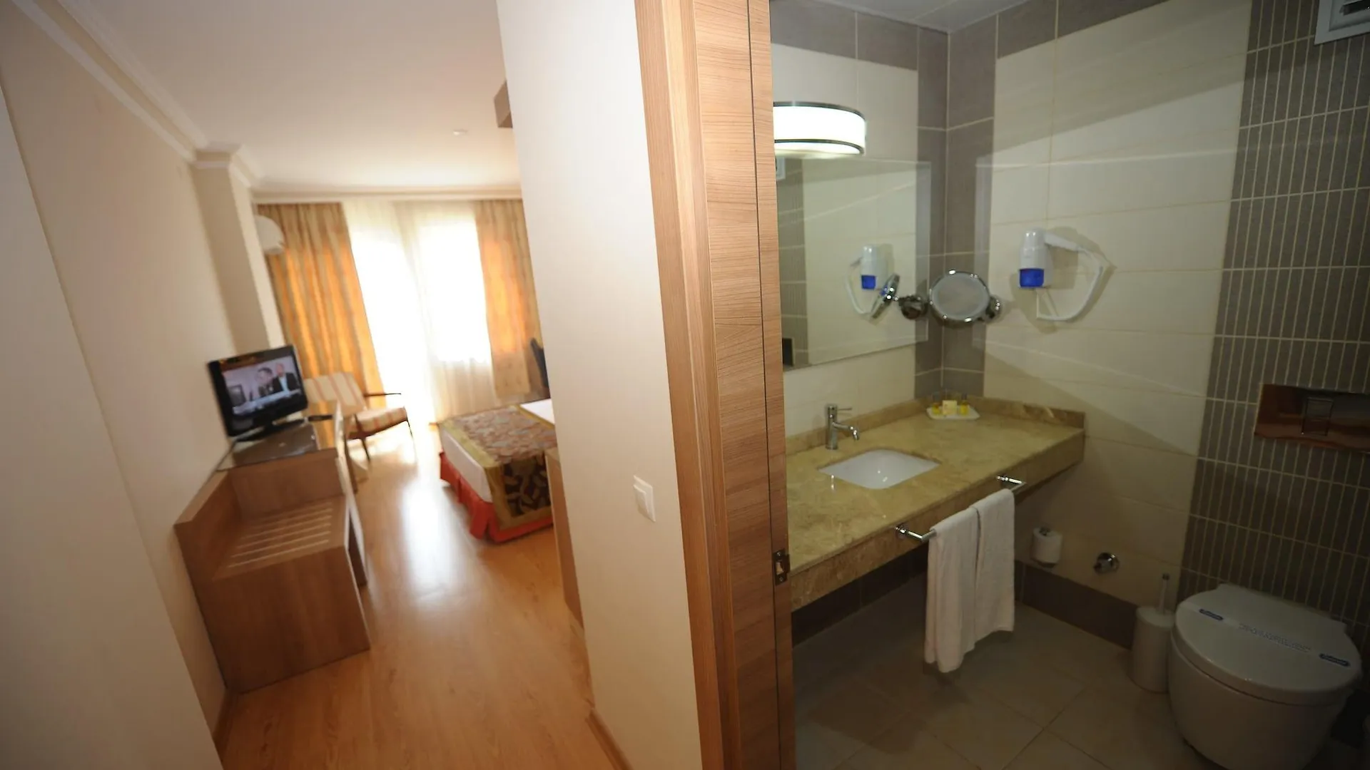 אנטליה Suite Laguna Otel